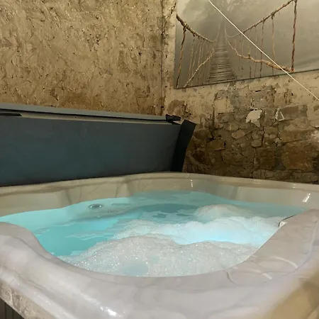 Le Clos De L'olivier فندق مبيت وإفطار Chaintreaux